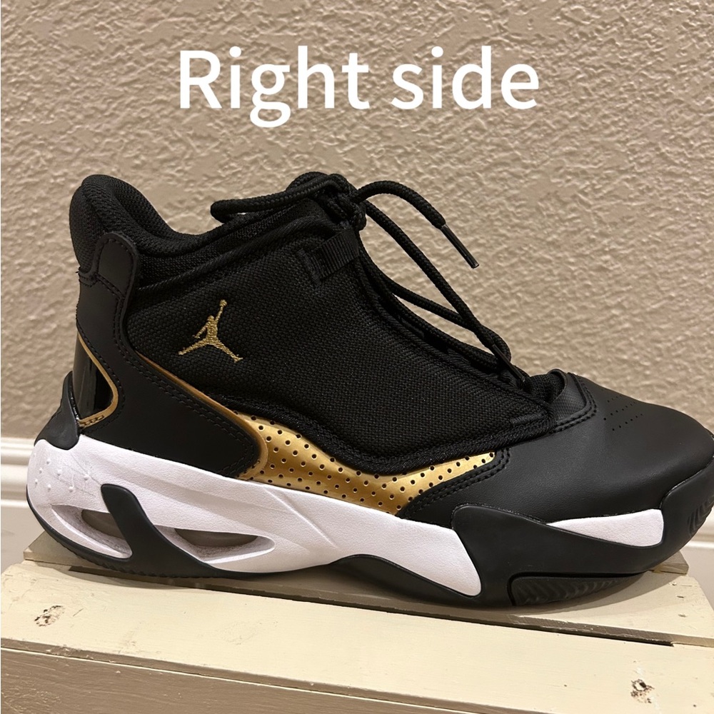 Air Jordan Max Aura 4 gold and black